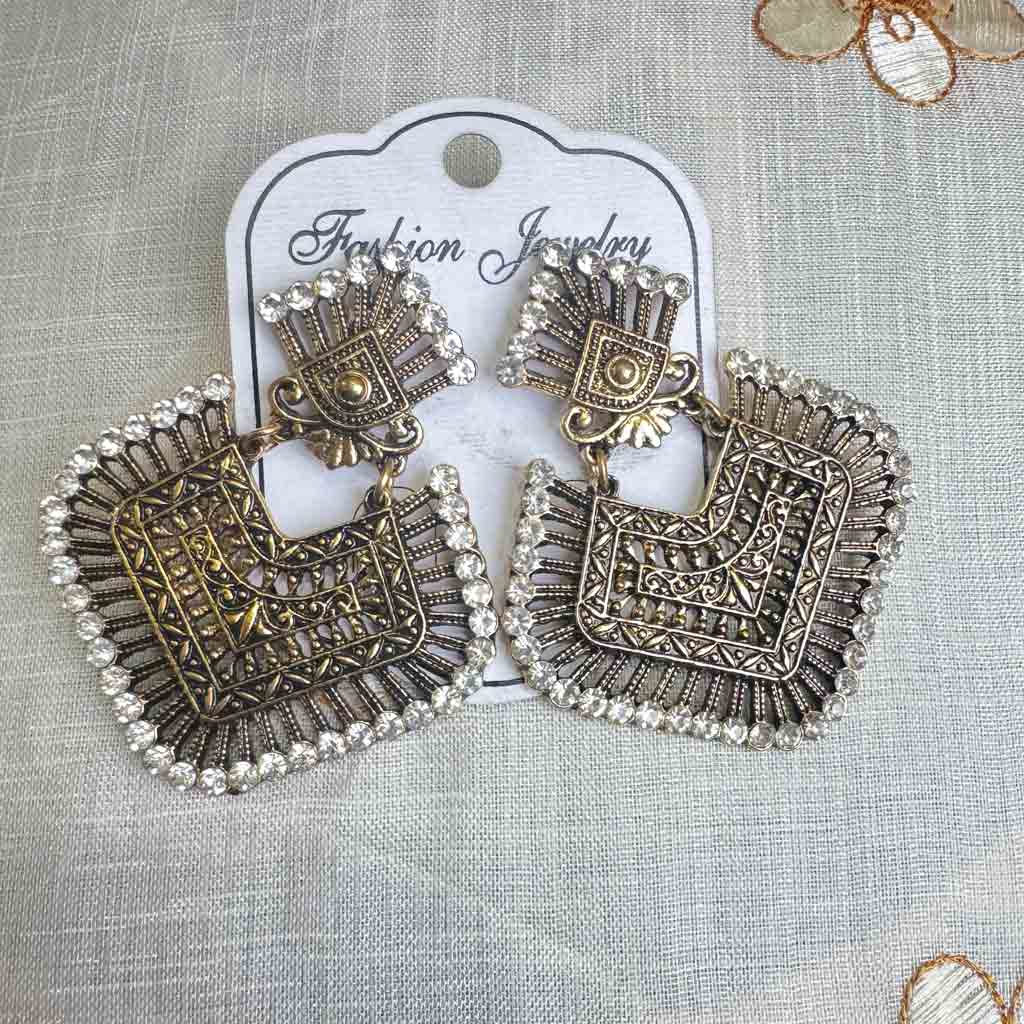 antik stoon ear ring